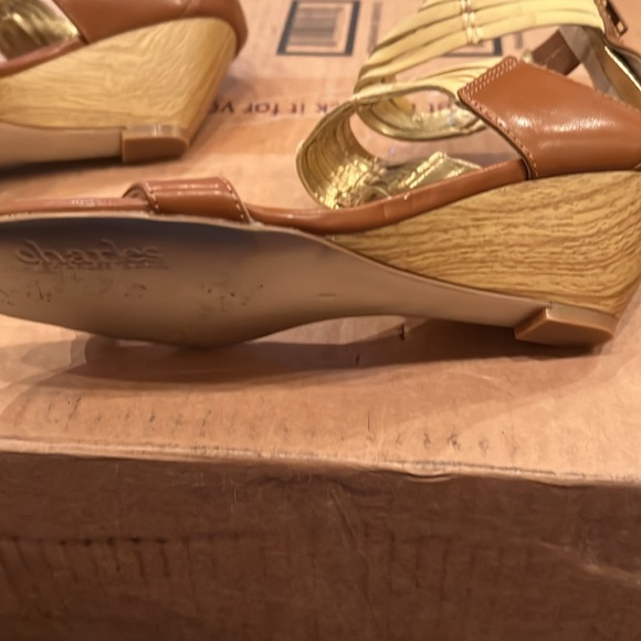 Charles by Charles David Women’s Sandals in Sz 8 - Picture 8 of 14